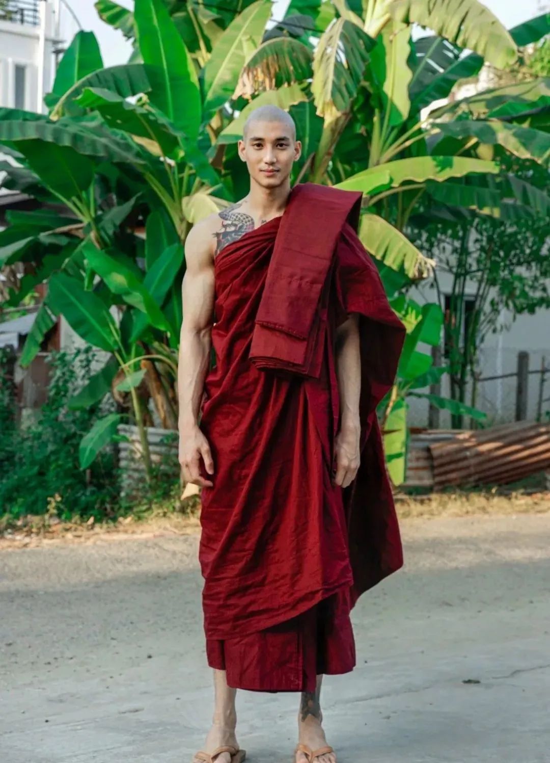 王力宏|缅甸和尚好帅呀，与王力宏相似度80%？这身材好好呀