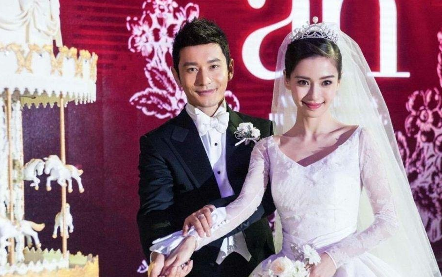 Angelababy|baby挑染蓝发造型曝光！穿性感毛衣秀小蛮腰，眼神魅惑太撩人