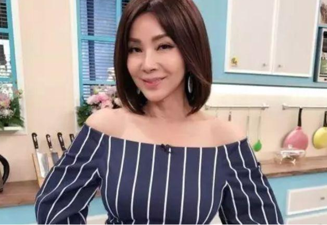 好物官|65岁的她坚持跑步20年，与林心如同框毫无压力，运动让她魅力十足