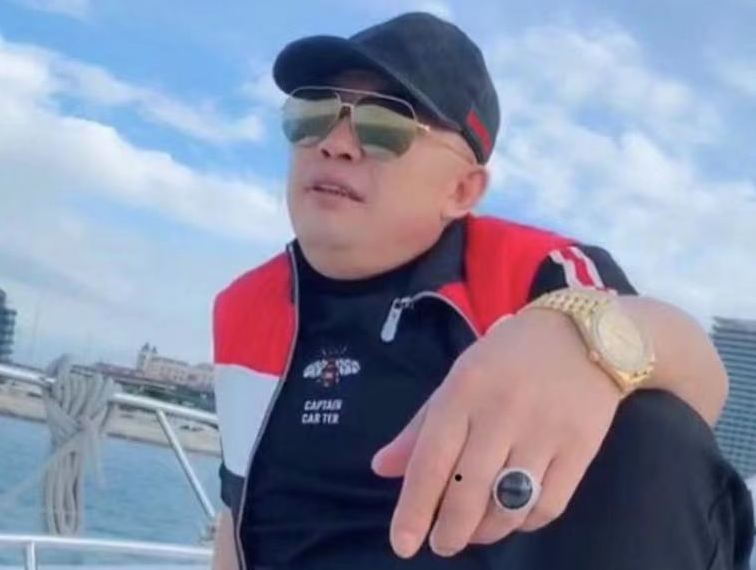 井元林|二驴调侃女网红刘大美人，怂恿自己父亲去和对方相亲，粉丝：人才