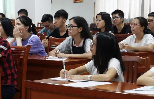 事业单位|事业单位迎来好消息，或将建立新的职位晋升制度，铁饭碗更牢靠了