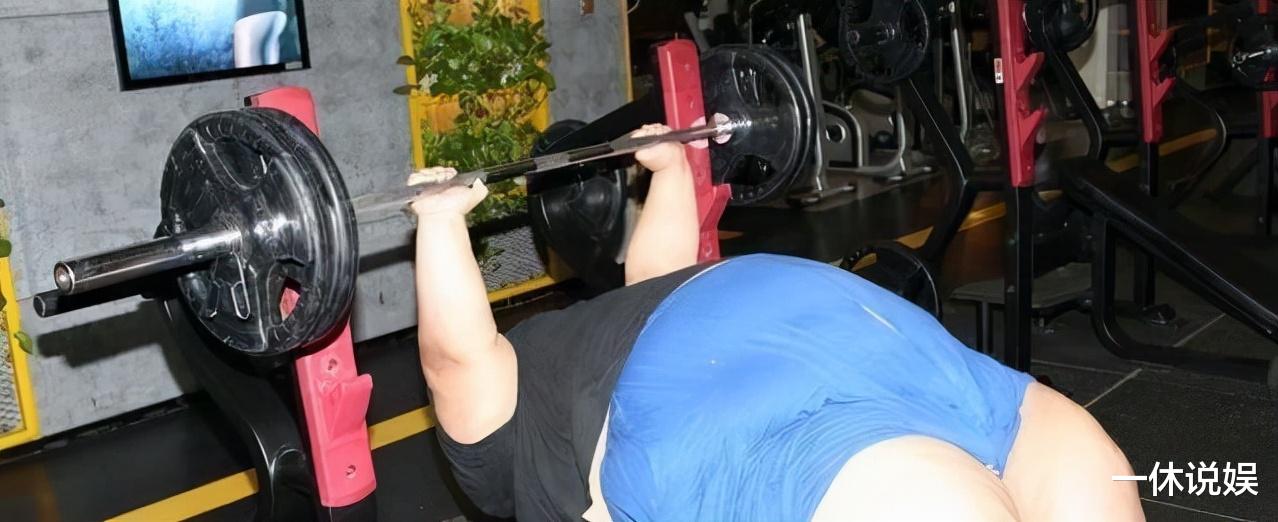 官宣|山东第一胖王浩楠官宣结婚,为爱瘦身减重400多斤,娇妻很漂亮