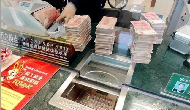 童书小窝|家里老人突然去世，欠银行贷款有人通知还钱，存款有人通知取钱吗