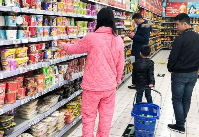 |逛超市遇到3样“尴尬”物品，明明很便宜，但买的人却不多！