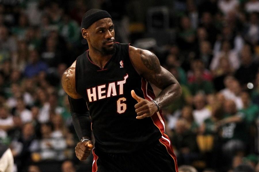 勒布朗·詹姆斯|皮爾斯：詹姆斯還欠熱火一個總冠軍，但是他已經(jīng)不敢呆在東部