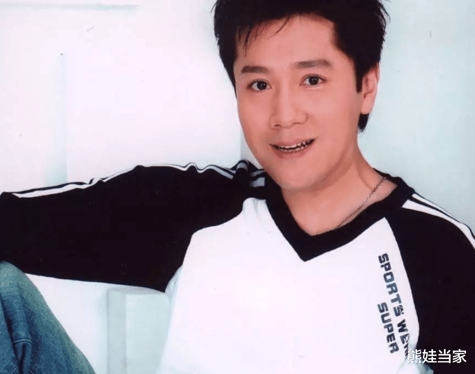 熊娃当家|歌坛一姐那英:差点因毒舌跌落神坛?被前夫抛弃后投入富商怀抱?