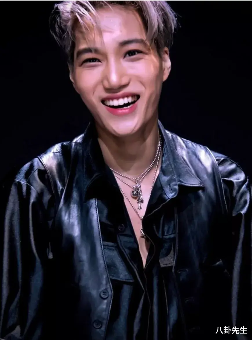 EXO|EXO出道9年中韩成员今昔对比：吴世勋轻微发福，鹿晗气质大变