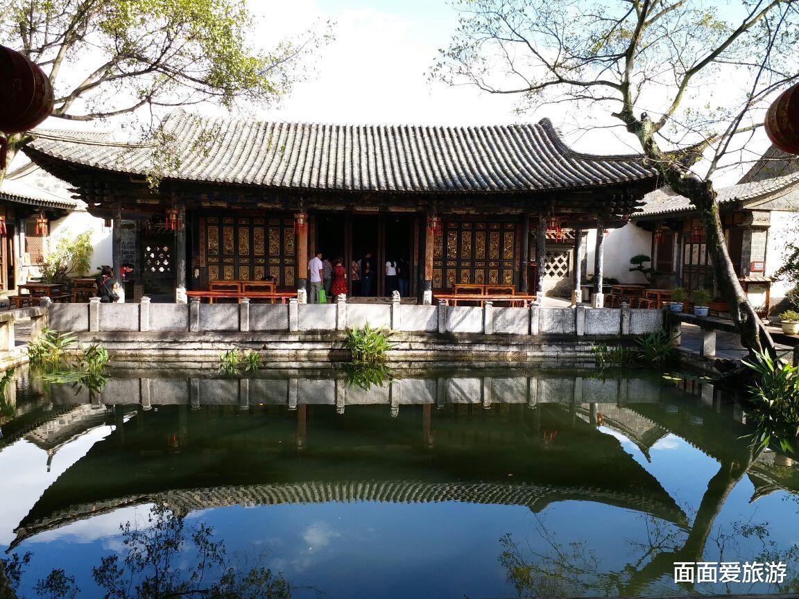 地质公园 云南的“私人豪宅”，占地2万平方米，被人戏称“红楼梦大观园”