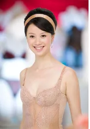 倪虹洁|“一个女人没甩过100个男人是不完整的”:活成野猫的她,太爽了!