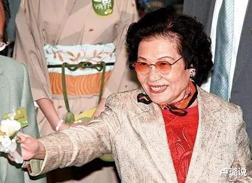 卢璐说 身价千亿的香港女富豪，帮儿媳赶小三，替丈夫接管公司，她是怎么做到的？