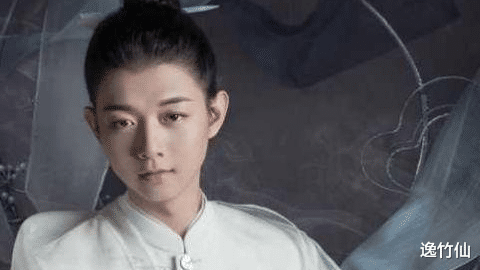 张哲瀚|霍尊宣布退圈，得不到就毁掉？伦理不以分手为错，爱情不应该绑架