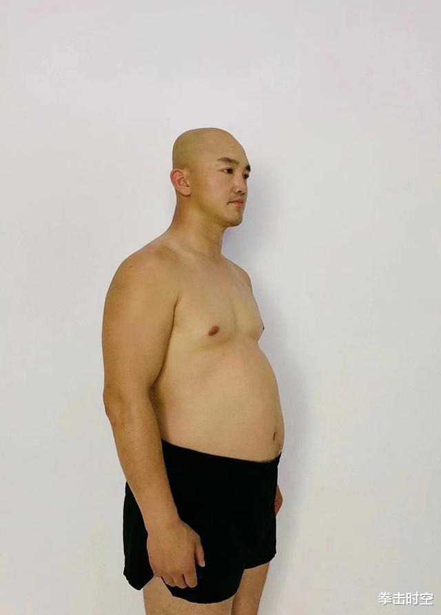 武僧一龙 佩服！武僧一龙公开披露减肥数字，减肥前体重超过泰森