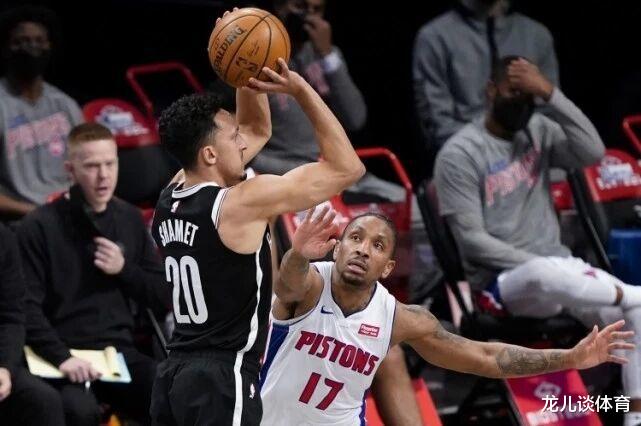 廣東男籃|格里芬會給籃網帶來什么？9中2，7中1，蘇群：他真要靠邊站了