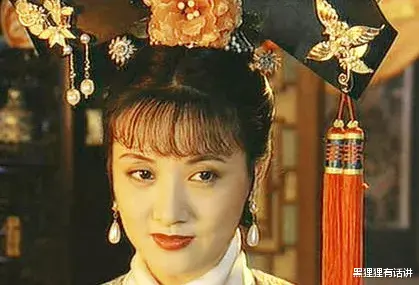 华妃|甄嬛传：宜妃到底做了啥？齐妃把华妃比作她，为何华妃气跑了？