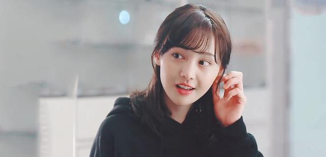 张碧晨|张碧晨妈妈发声剧情反转，与郑爽父母对比做人境界高下立判！