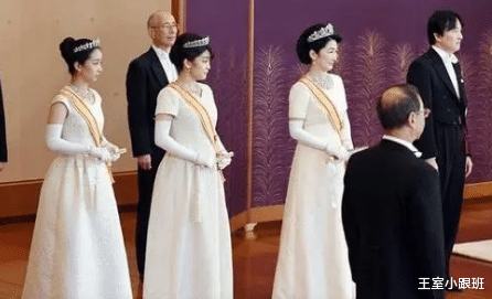 日本最美公主佳子,所用首饰达三千万日元,花卉图案还和纪子有关