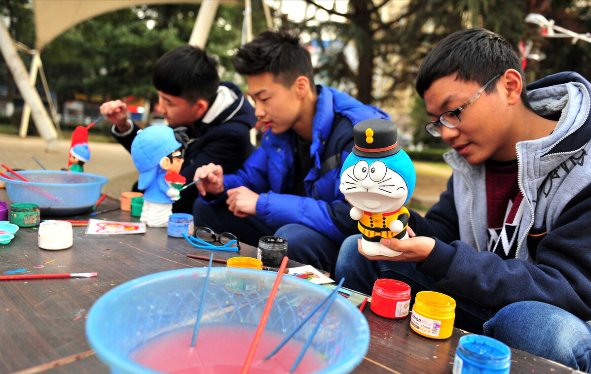 发型|初中生的“发型标准”公布,男生接近光头,要求是否过于苛刻