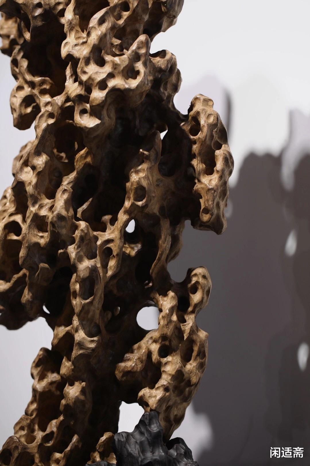 |文人清供雅玩，马来沉香，仿立峰太湖石摆件