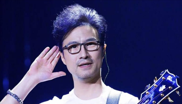 赵丽颖|汪峰带着女儿去做亲子鉴定，章子怡露出真面孔，她的“好后妈”人设崩了？