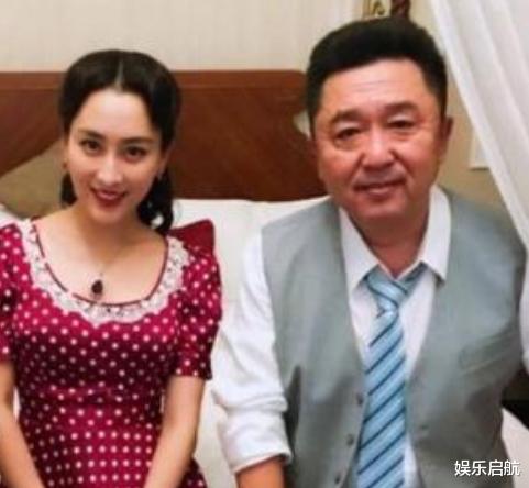 于谦|于谦爱上小10岁的白慧明，在巧妙的追求下，最终抱得了美人归！