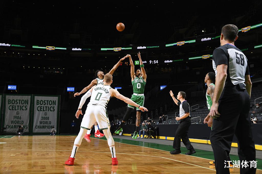 奧黛麗·塔圖|巔峰倒退1年，命中率-13.6%，他成NBA首位，被新冠擊倒的球星?