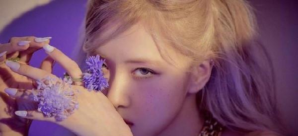 朴彩英|朴彩英登打歌舞台，手臂肌肉线条惊艳网友，身材管理好绝