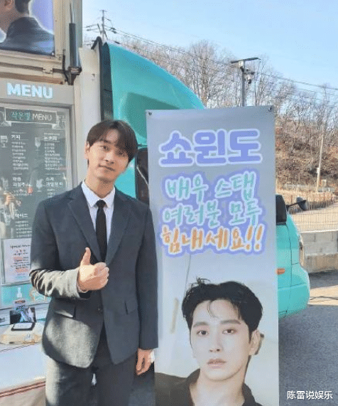 黄灿盛|黄灿盛和女友奉子成婚的消息接踵而至，经纪合约不再继续！