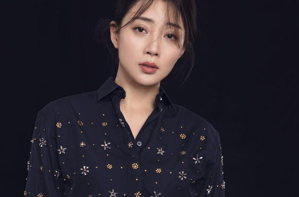 priest|她被称为“人间水蜜桃”，年轻时追求者无数，如今41岁仍是单身！