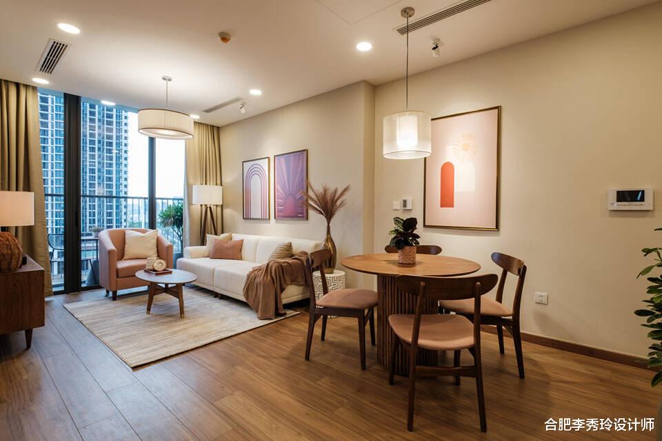 独居生活挺好的，偶尔接父母过来小住，60㎡算不上高级胜在温馨