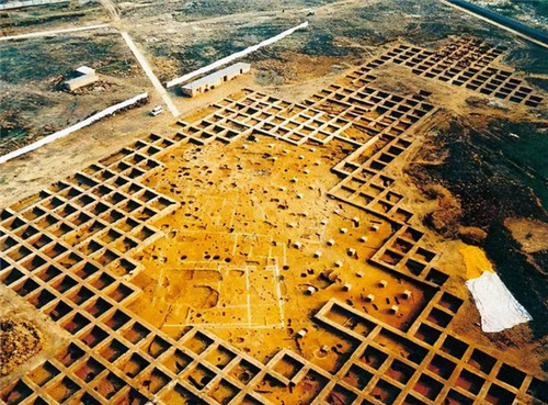 时空隧道真的存在?金沙遗址出土“宇航服”,专家至今也搞不明白
