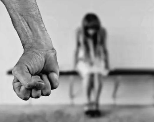 男子多次性侵智障女,被发现后仍不知悔改:再度潜入遭擒
