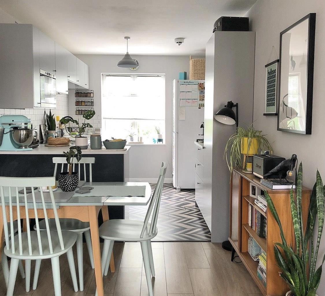 27岁的北欧女主,坚持“精致穷”生活3年,全屋简单温暖,超治愈