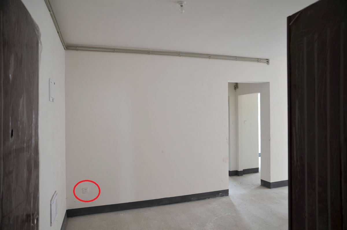 装修师傅说，预留的线管要全换，结果多花了千把块