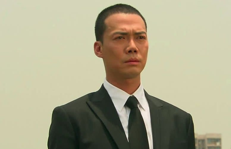 谢天华|曝谢天华曾因角色被设灵悼念，粉丝挂黑白照送花圈，超20万人拜祭