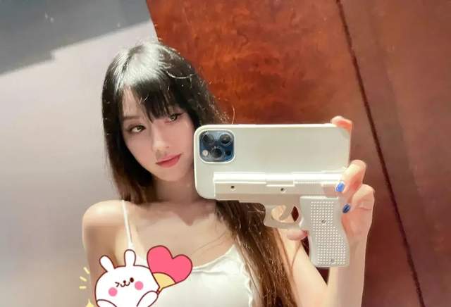 王力宏|Yumi亮前任身份诉冤，李靓蕾一图制敌，二女对线锤爆王力宏真面目