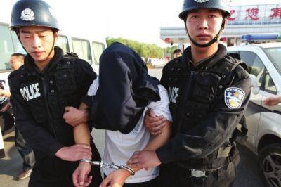 23岁女老总惨死宾馆,引出案中案!记99年上海8·24杀人抢劫大案