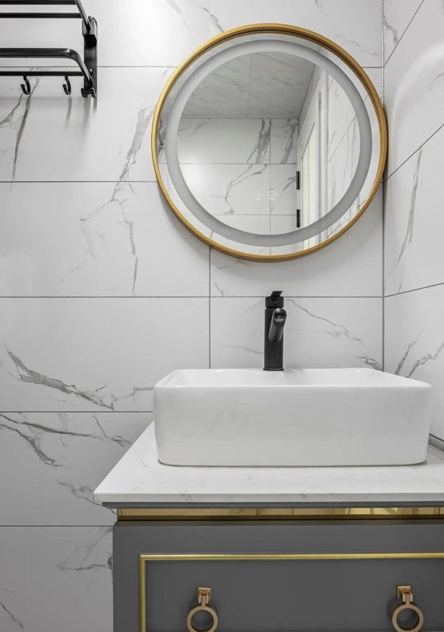 58㎡轻奢美式风格,背景墙设计太高级了,你还不来看?