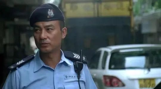 任达华|任达华为戏有多拼？不惜连续21天在太阳下暴晒，下雨天直视天空！