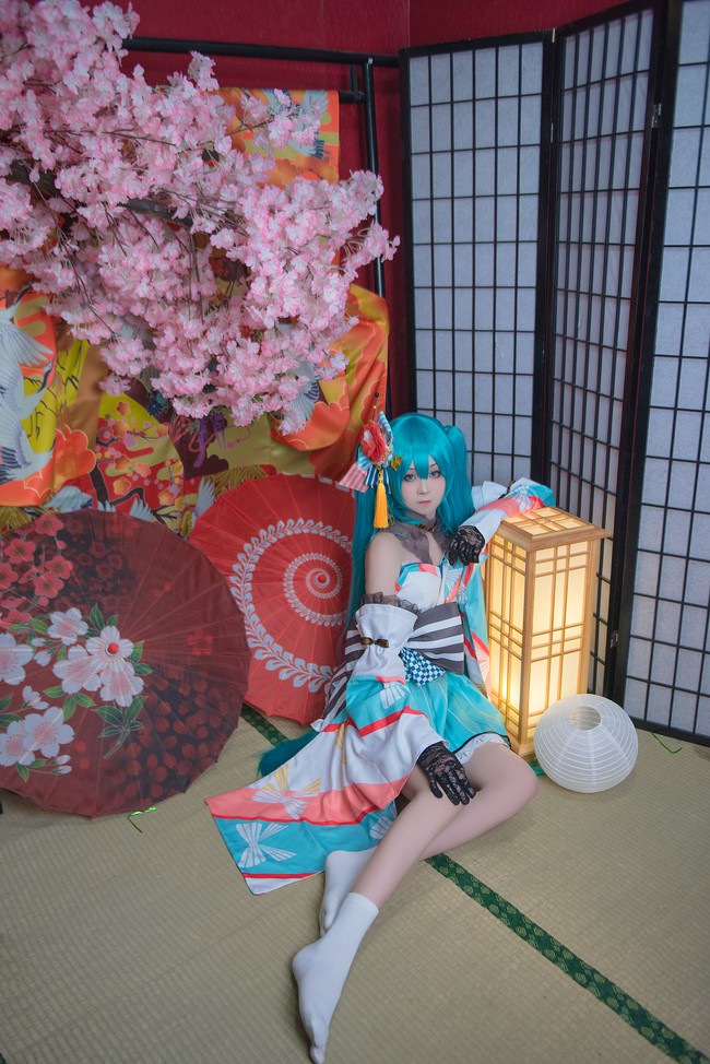 |cos：公主殿下初音和服cos正片@酥乣是个屑