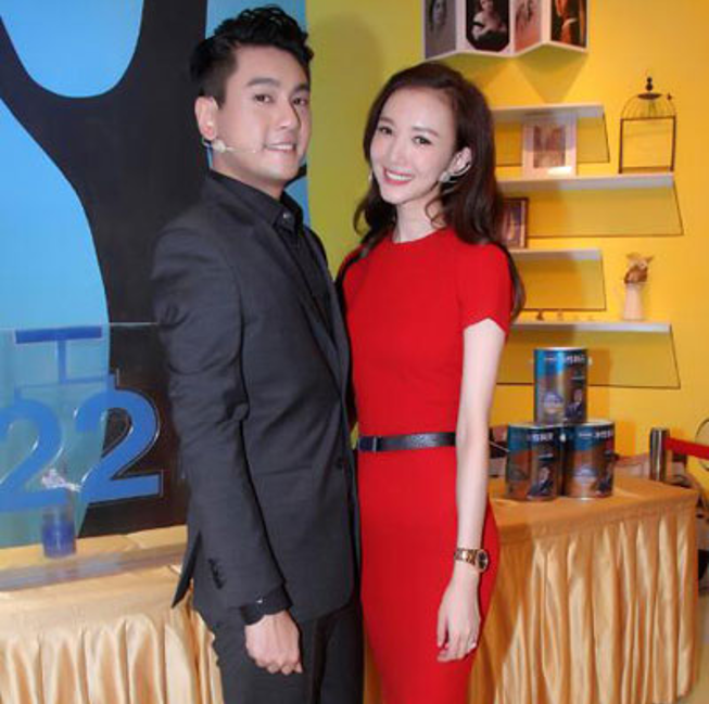 李若彤|F4成员朱孝天近况罕曝光！皮肤黝黑胡子拉碴，身材发福眼睛眯成缝