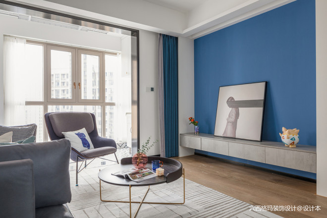 |看她家的配色，像吃了一口甜而不腻的糕点~