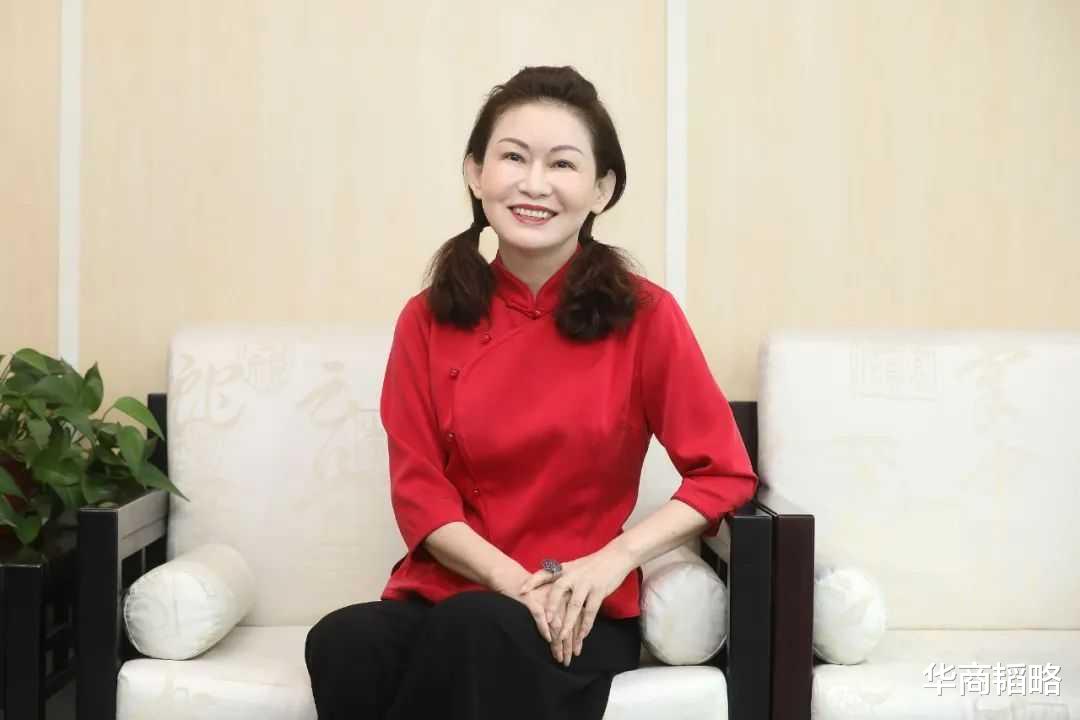 北京市|京城女首富握着女星“命脉”，靠地产发家最赚钱业务却不是卖房