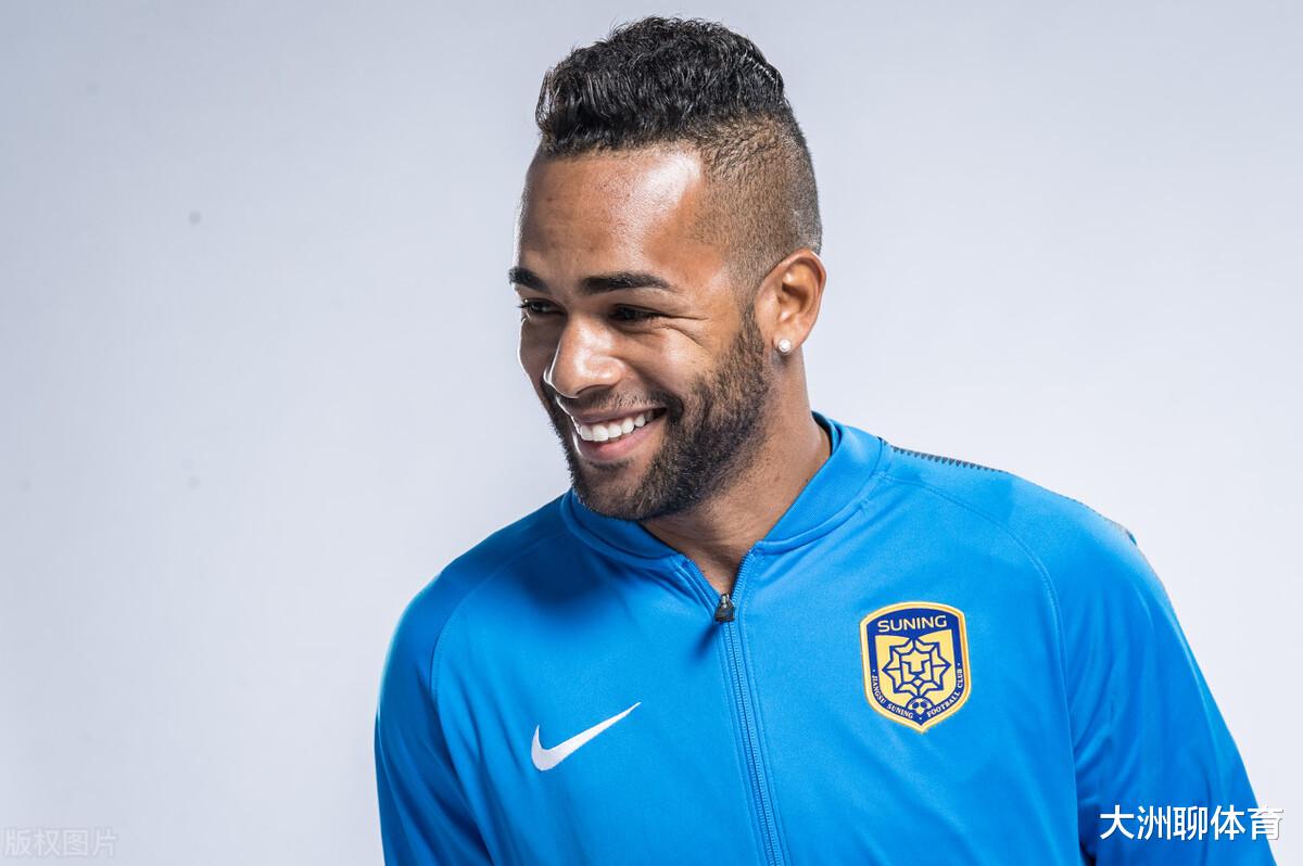 中超|围观！巴西豪门已放弃前苏宁外援：回来中超吧，300万欧够多了