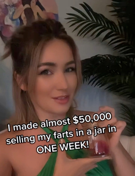 stephanie|女星靠卖自己屁狂赚近5万美元，网友目瞪口呆：500美刀一罐屁？！