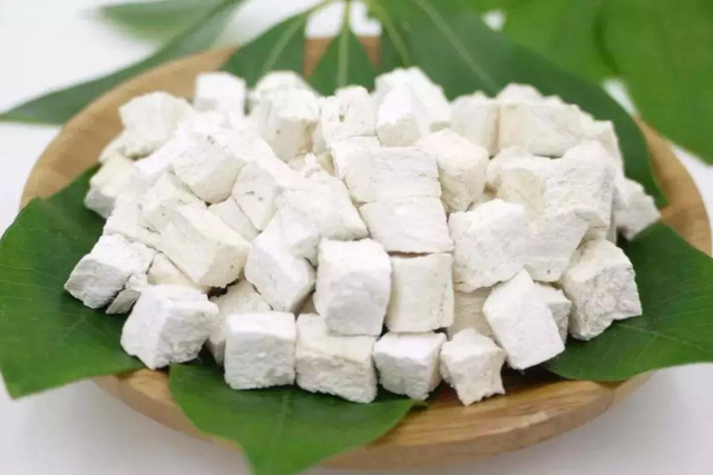 好物官|女人到更年期,不要怕浪费钱,多吃6种碱性食物加1运动补充雌激素