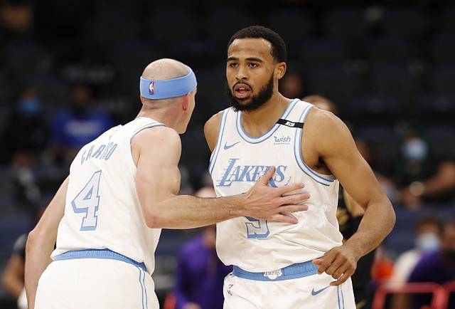 湖人隊|都回來了！7人得分上雙，小加索爾4蓋帽，殘陣湖人大勝猛龍！