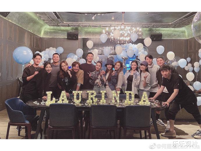 何超莲|何超莲庆生，赵雅芝儿子到场庆祝，奢华豪宅内全是富二代年轻人