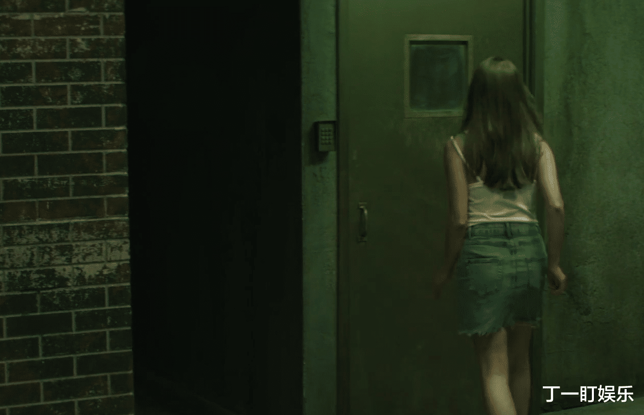 丁一盯娱乐 女孩儿被囚禁地下20年，怀孕4次，凶手身份令人窒息！