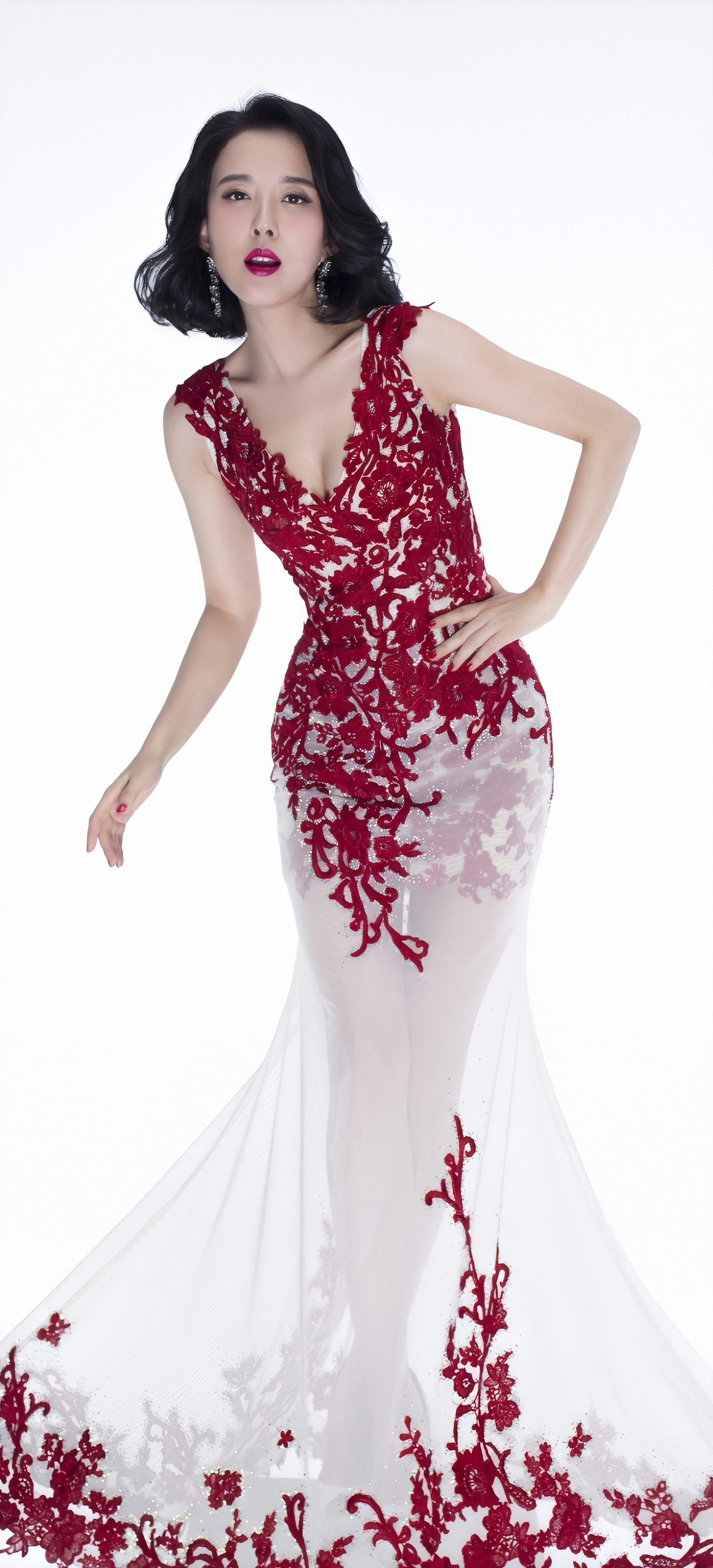 颜丹晨|颜丹晨，气质太迷人了，身材真好，不知道结婚没有