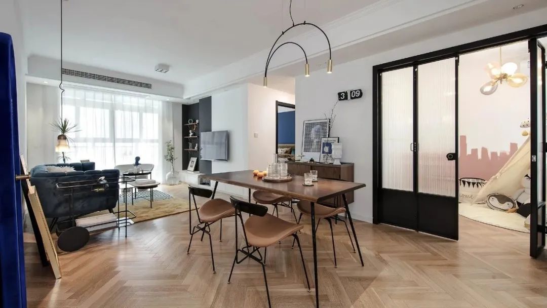 |69㎡平小家,两房变三房,收纳满分